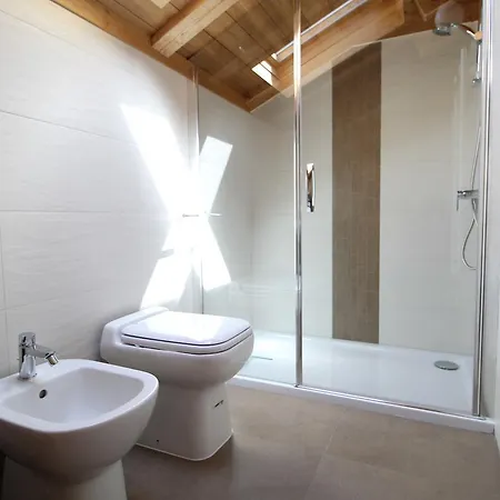 Roza Nest Two Bedrooms And Two Bathrooms דירה באד קליניקירשהיים